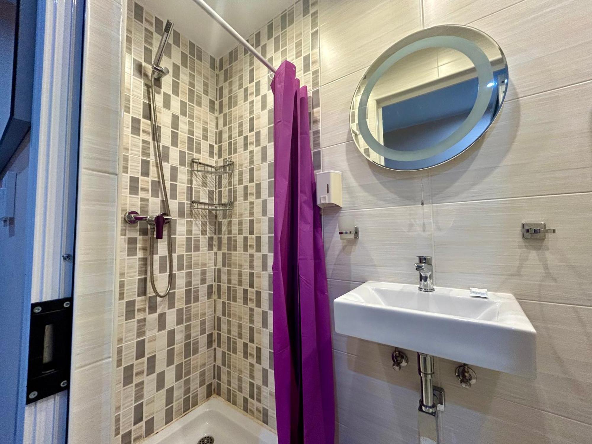 فندق Malta Paradise Central Accomodation سانت جوليان المظهر الخارجي الصورة