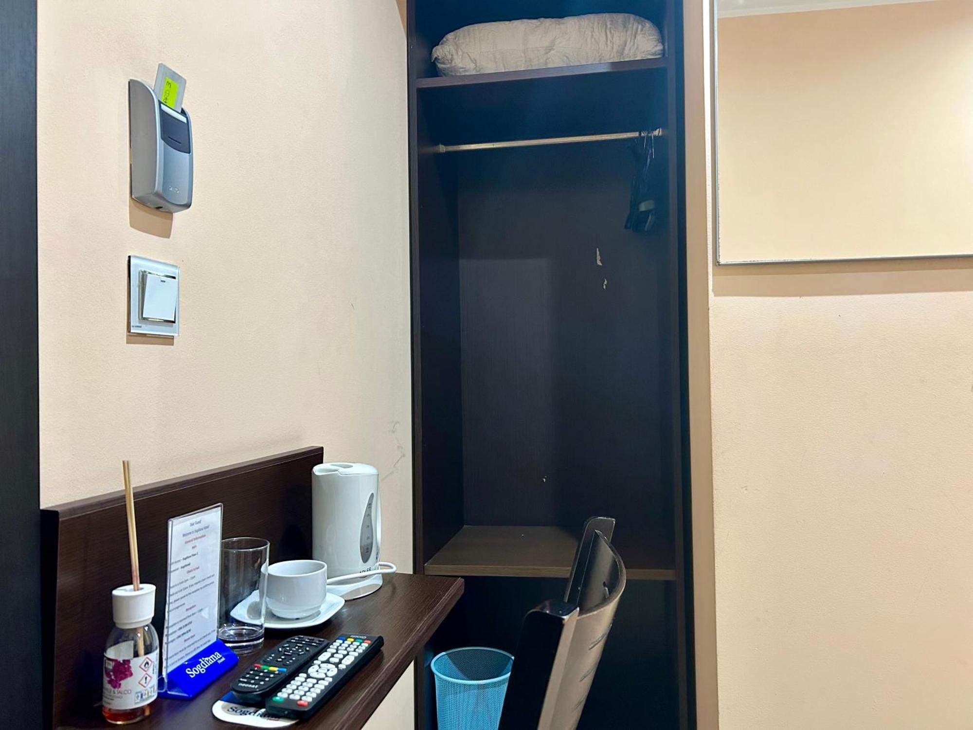 فندق Malta Paradise Central Accomodation سانت جوليان المظهر الخارجي الصورة