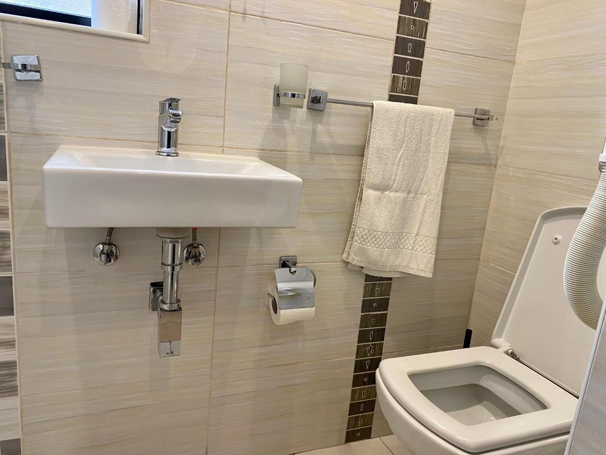 فندق Malta Paradise Central Accomodation سانت جوليان المظهر الخارجي الصورة