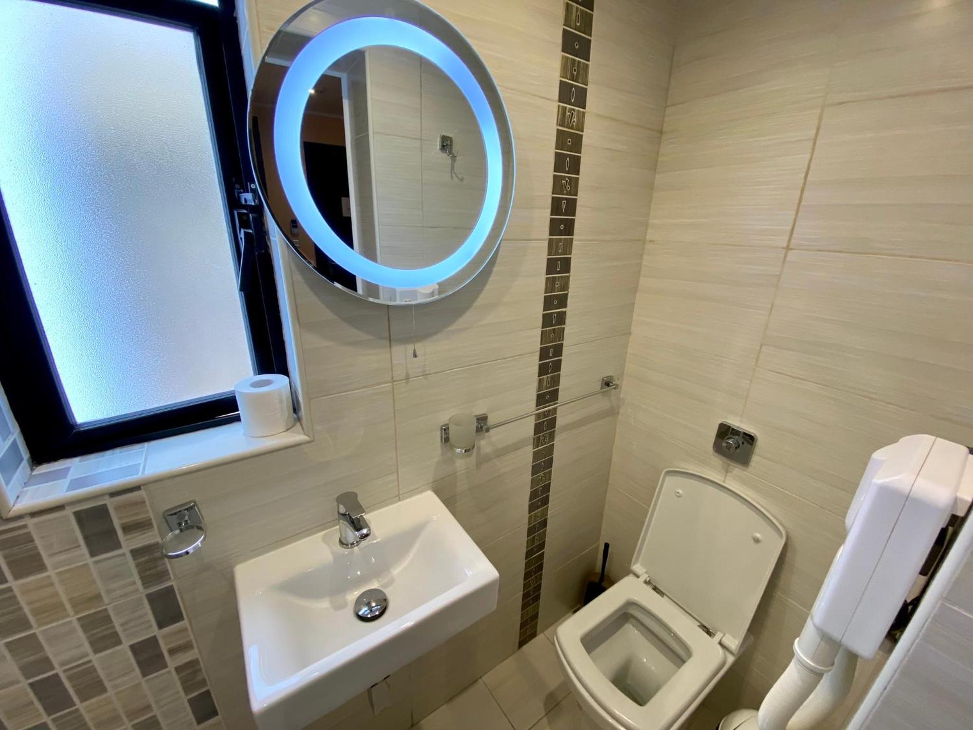 فندق Malta Paradise Central Accomodation سانت جوليان المظهر الخارجي الصورة