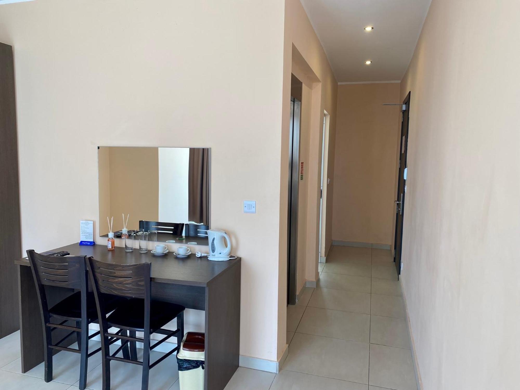 فندق Malta Paradise Central Accomodation سانت جوليان المظهر الخارجي الصورة