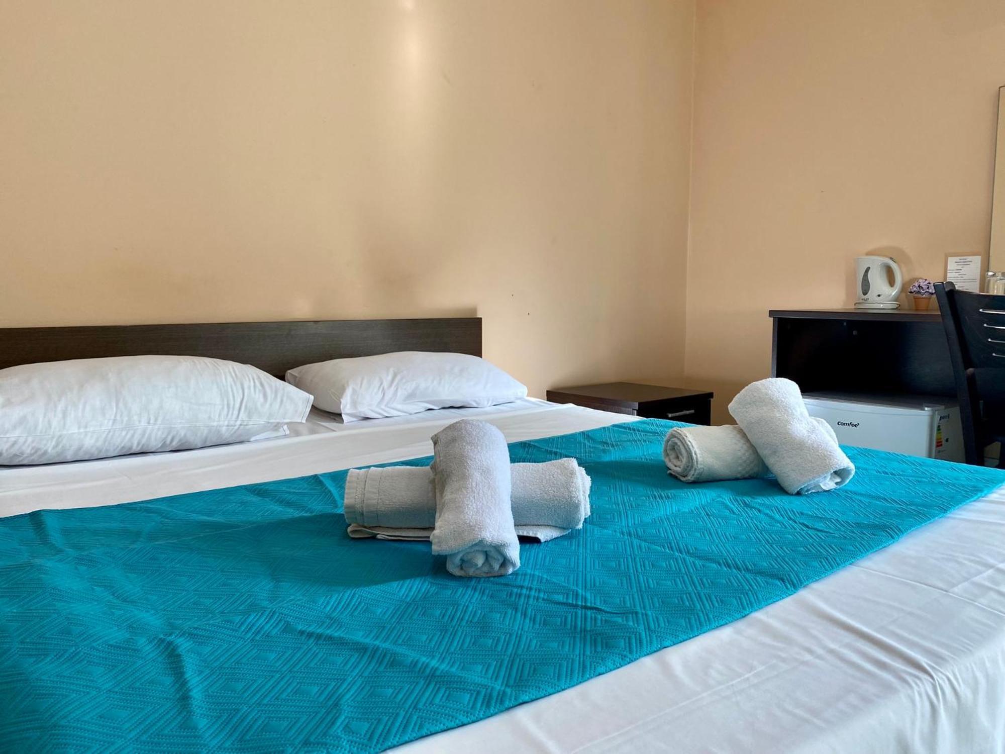 فندق Malta Paradise Central Accomodation سانت جوليان المظهر الخارجي الصورة