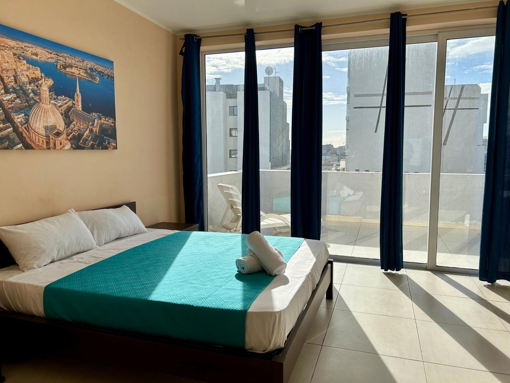 فندق Malta Paradise Central Accomodation سانت جوليان المظهر الخارجي الصورة